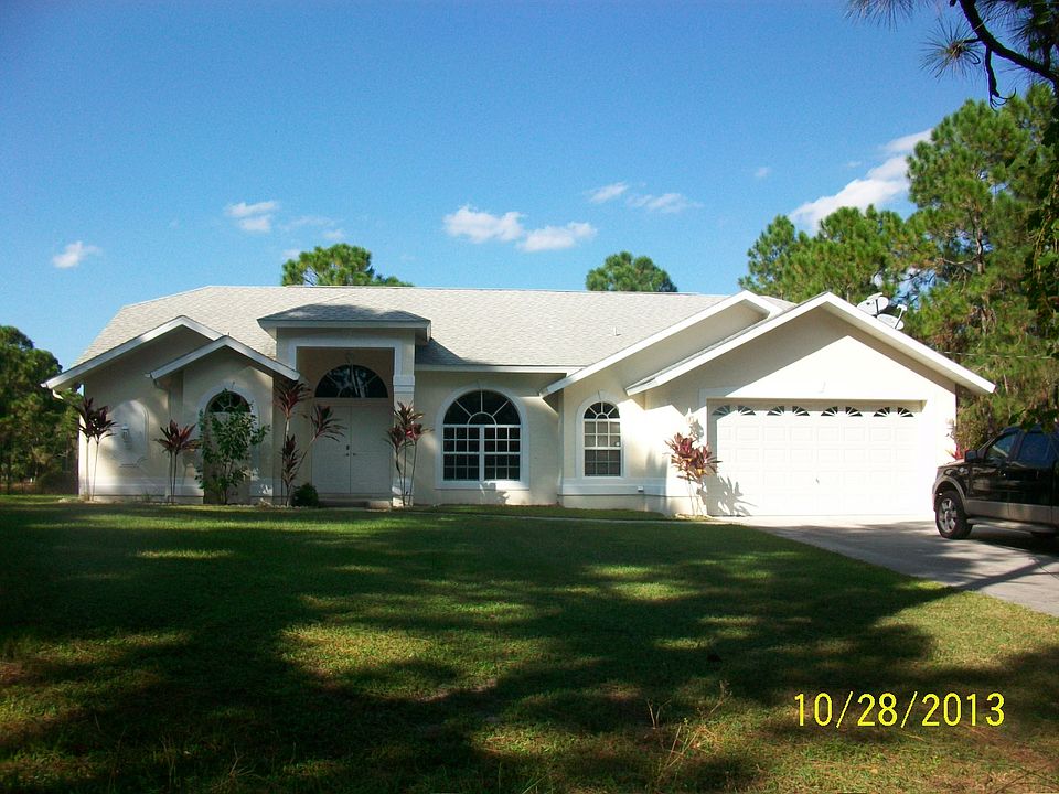 1st image of 223 Jacaranda Pkwy