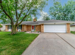 4905 W Georgetown Dr, Columbia, MO 65203