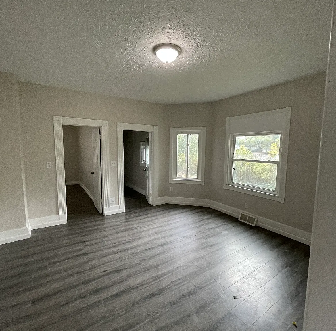 37 Magnolia Avenue - 1 — Photo 4
