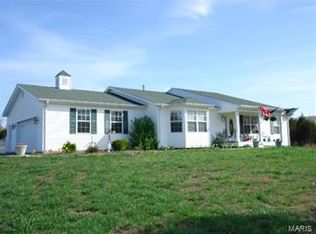 117 Cedar Point St, Cuba, MO 65453