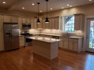 130 3rd St APT 1, Pittsburgh, PA 15215