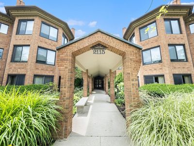2115 Nature Cove Ct APT 202, Ann Arbor, MI, 48104