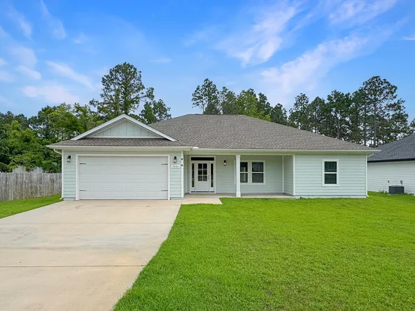 9004 E River Dr, Navarre, FL 32566
