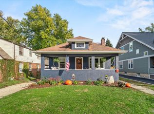 330 N Prairie St, Batavia, IL 60510