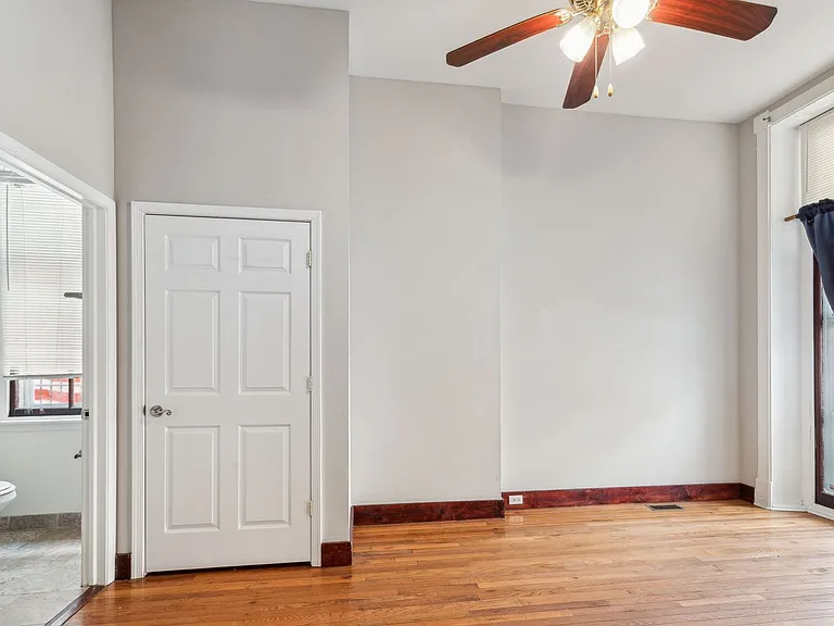 3412 Spring Partners LP — Photo 215