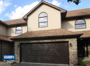 2208 Daffodil Dr, Crest Hill, IL 60403