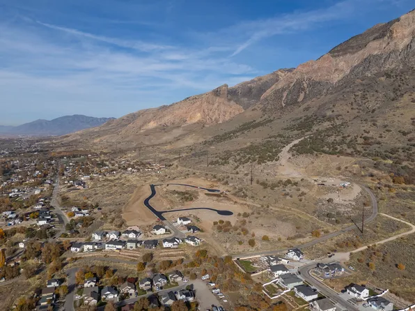 486 S 300 E, Willard, UT 84340