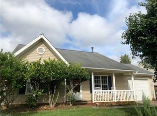 3340 Trenchard Ln, Winston Salem, NC 27127