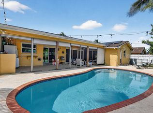 1320 SW 24th Terrace, Deerfield Beach, FL 33442