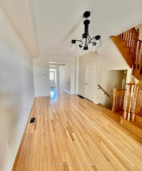 101 Alexie Way — Photo 3
