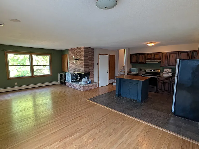 601 Clifford St #1 — Photo 3