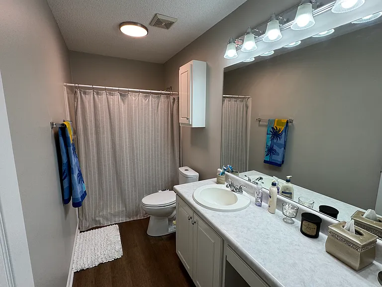 8 Hampton Oaks Pl — Photo 7