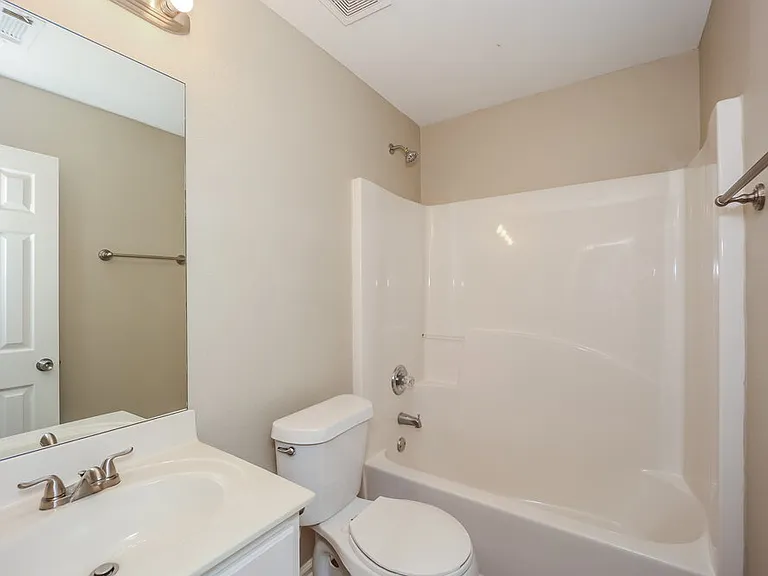 4617 Ravenwood Loop — Photo 15
