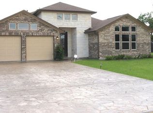 3521 Cadena Dr, Pasadena, TX 77504