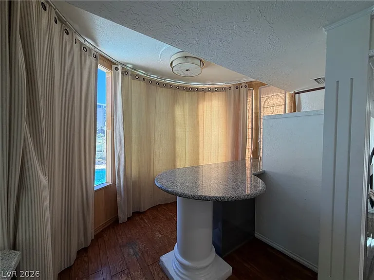3194 Bel Air Dr — Photo 19