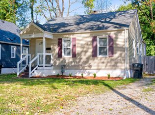 2811 Narragansett Dr, Louisville, KY 40210