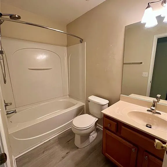 247 Hiawassee Dr — Photo 13