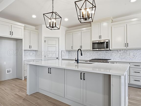 4th image of 1208 Pinot Blvd