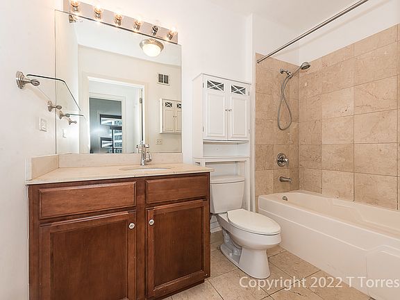 4th image of 1160 S Michigan Ave APT 1406