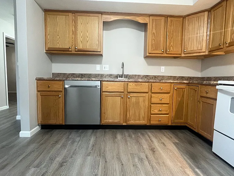1210 Hilltop — Photo 1