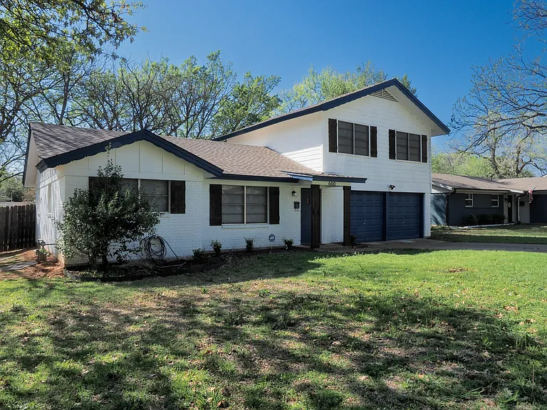 600 Cannon Dr — Photo 1