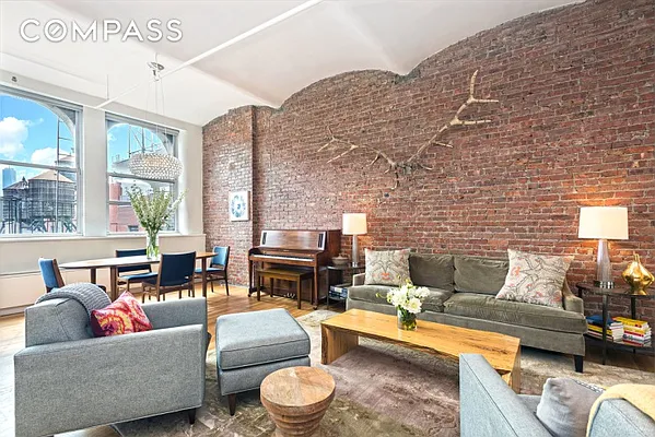 Rented by Compass | media 1