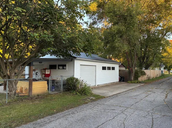 501 & 505 N 12th St, Niles, MI 49120