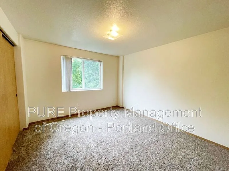 2 bed, 1.0 bath, $1,425 — Photo 4