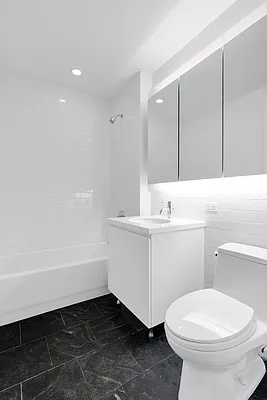 Rented by Cooper & Cooper Real Estate | media 21