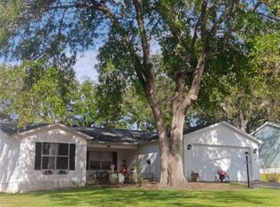 719 Oak Ln, Lady Lake, FL 32159