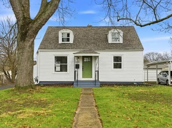 978 E North Broadway St, Columbus, OH 43224