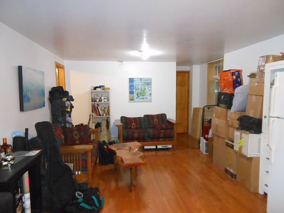 5th image of 835 Willoughby Ave