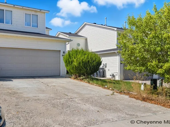 240 Patton Ave, Cheyenne, WY 82007