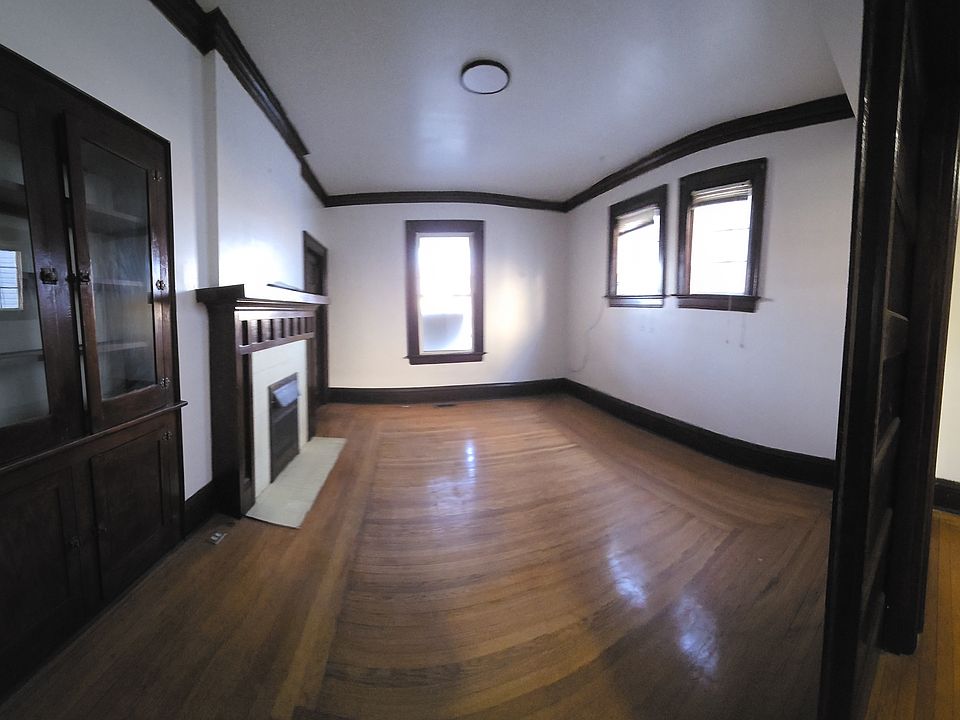 1st image of 1432 4th Ave