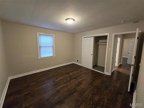 4th image of 2333 Gardner Dr