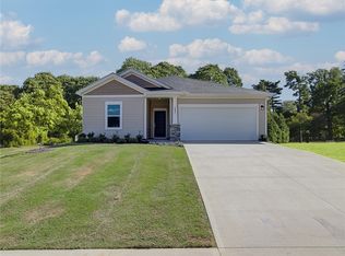 407 Garrison Grove Dr, Simpsonville, SC 29680