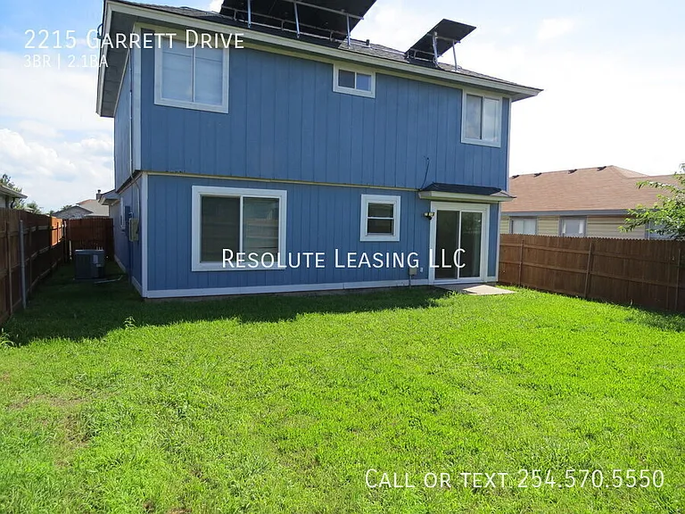 2215 Garrett Dr — Photo 25