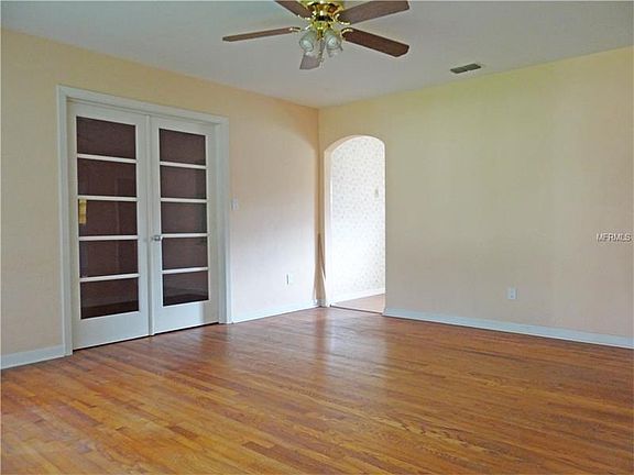 3rd image of 1835 59th St S