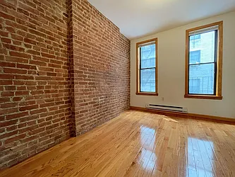 Rented by Nest Seekers International
