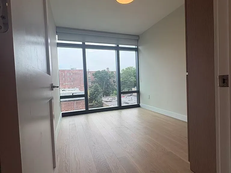 3820 Parsons Blvd #4 — Photo 8