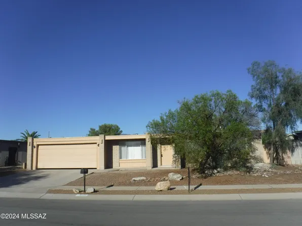 6920 N Northlight Dr, Tucson, AZ 85741