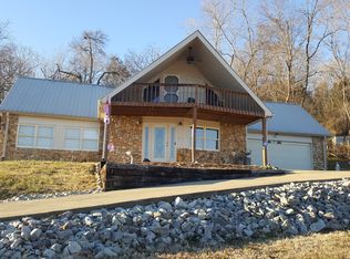 6460 Clydeton Rd, Waverly, TN 37185