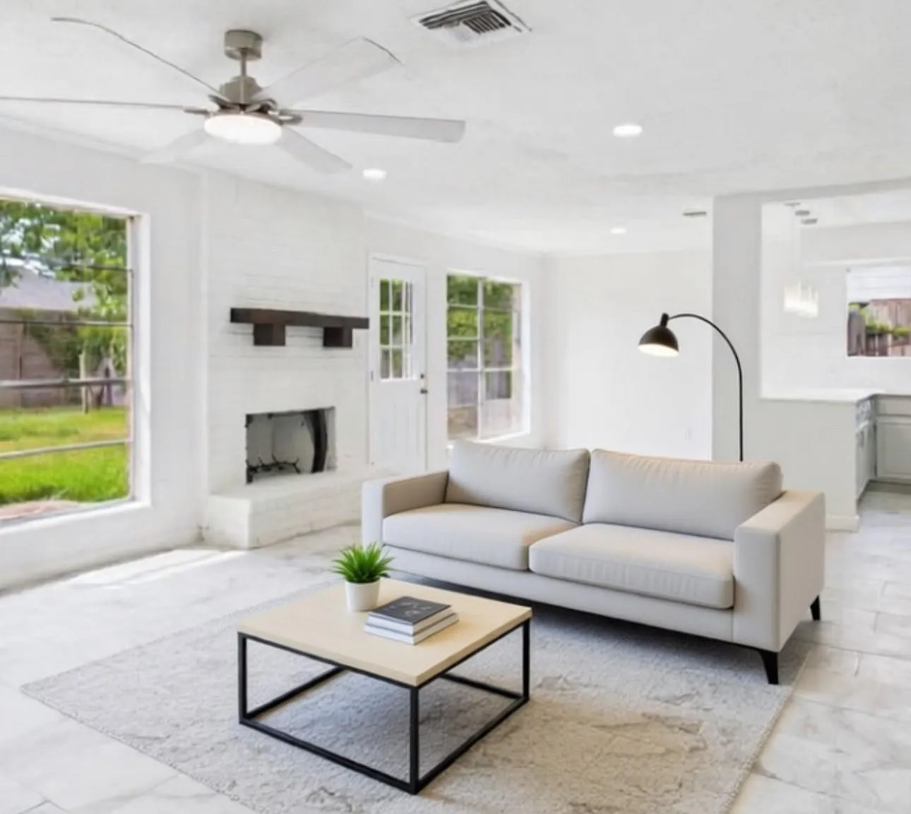 4 bed, 2.0 bath, 1842 sqft, $2,300 — Photo 1