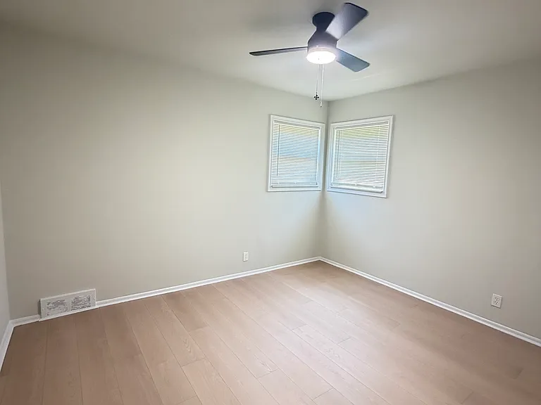 15753 Ellis St — Photo 13