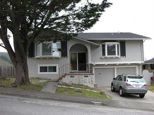 1st image of 201 Merced Dr