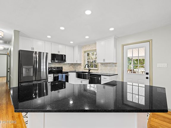 4th image of 7737 Nubbin Ridge Dr