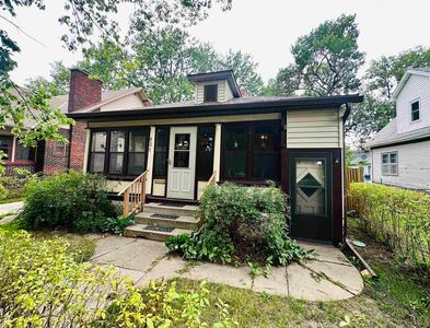 831 N Cedar Ave, Hastings, NE, 68901