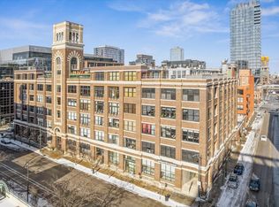 (Undisclosed Address), Chicago, IL 60607