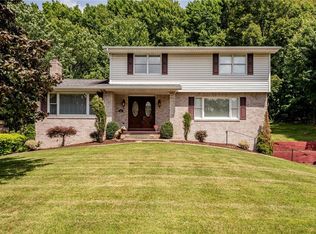 101 Maryland Pl, Jeannette, PA 15644
