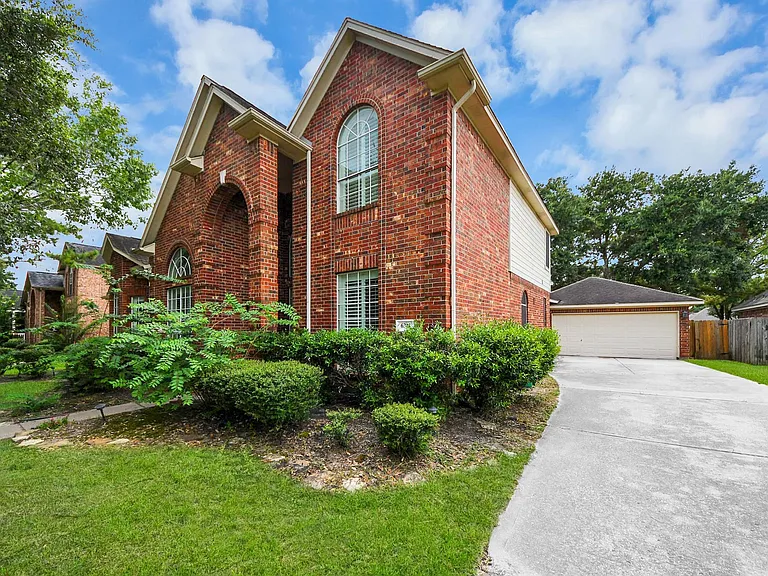 6314 Holly Canyon Ct — Photo 47
